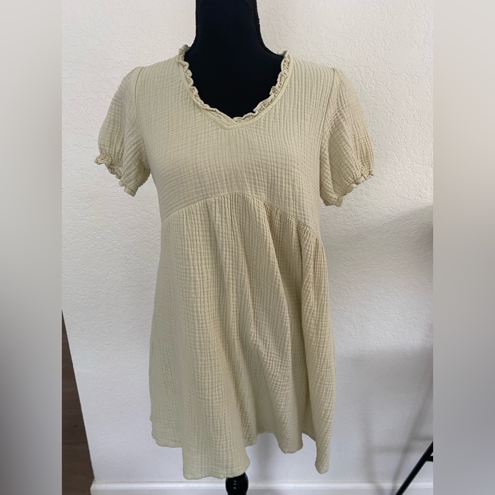 Light Green Copper Key Ruffle Mini Dress • Size Small